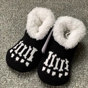NWT kids Gymboree skeleton toes slippers